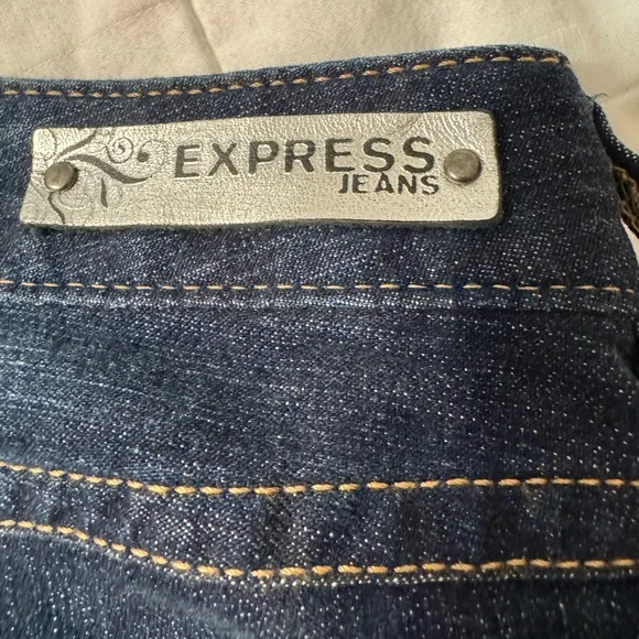 Express jeans  shorts new with tag size 10 - Picture 9 of 9